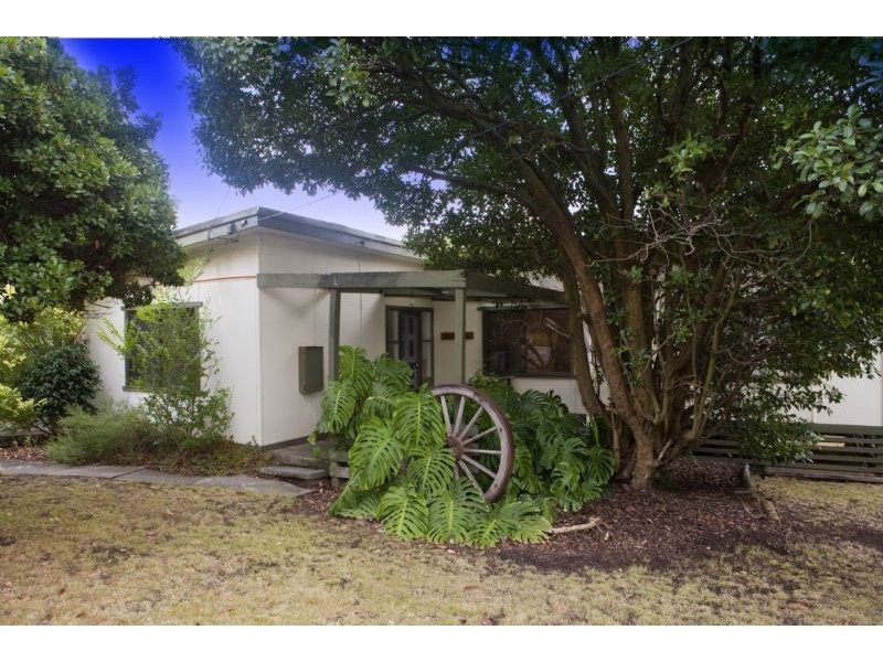 23 Moncoe Street, Boronia VIC 3155