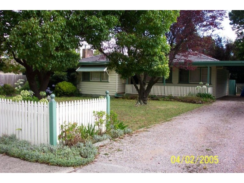 34 Ashton Road, Ferntree Gully VIC 3156