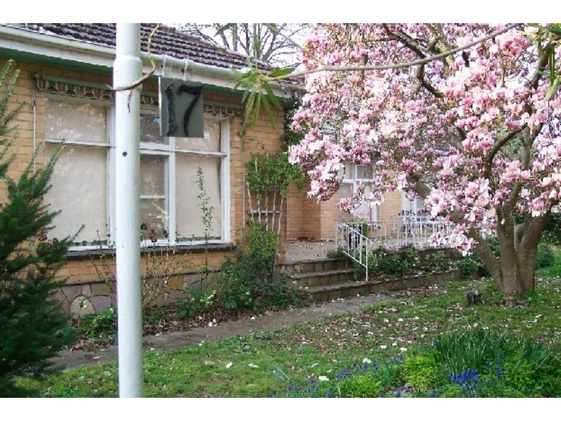 17 Daffodil Road, Boronia VIC 3155