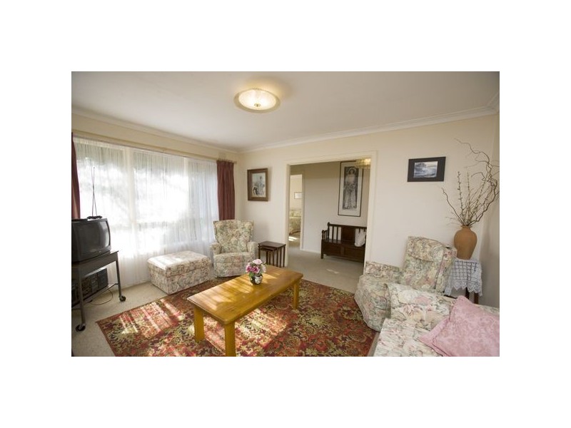 13 Elton Street, Ferntree Gully VIC 3156