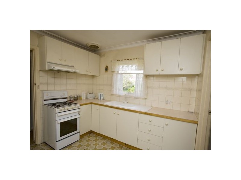 13 Elton Street, Ferntree Gully VIC 3156