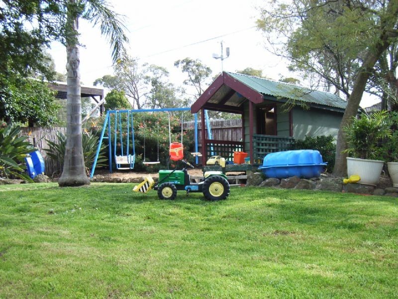 14 Ophelia Street, Ferntree Gully VIC 3156