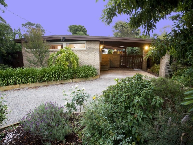 48 Cambden Park Parade, Ferntree Gully VIC 3156