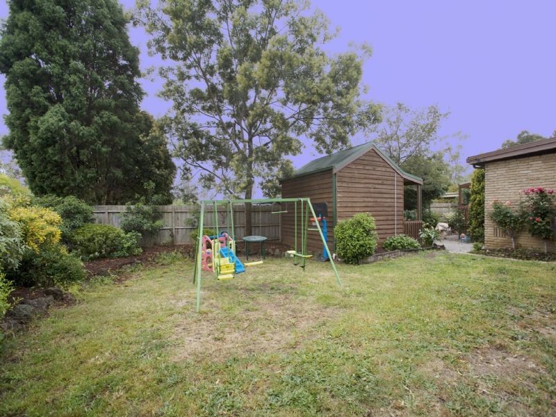 48 Cambden Park Parade, Ferntree Gully VIC 3156