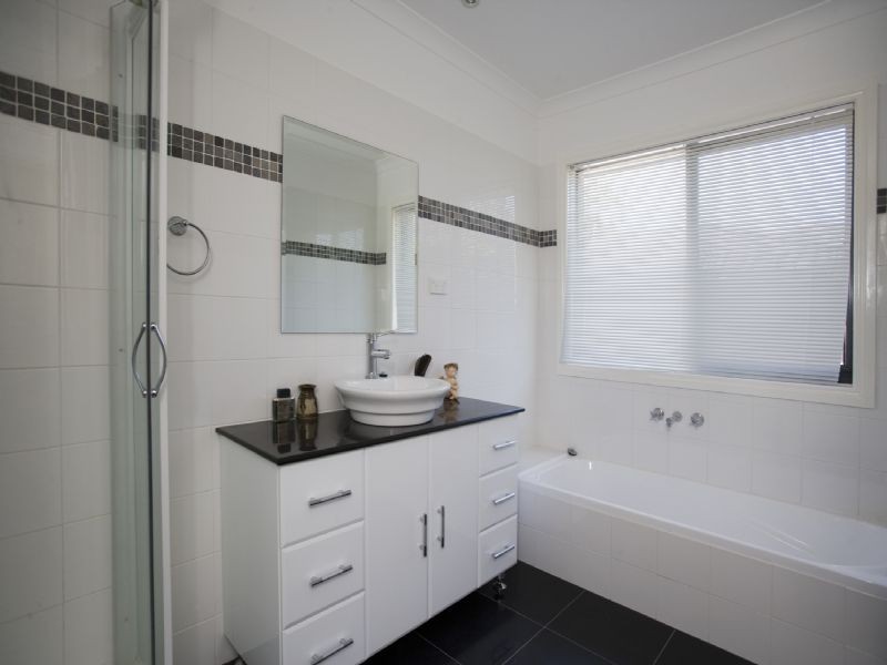 1/54 Wattletree Road, Ferntree Gully VIC 3156