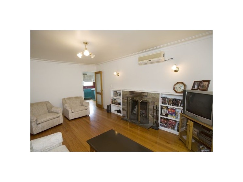10 Eytan Street, Ferntree Gully VIC 3156