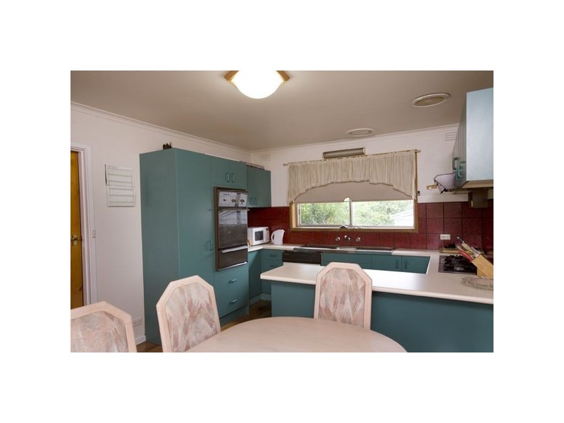 10 Eytan Street, Ferntree Gully VIC 3156