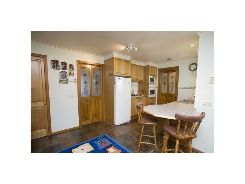 20 Stephen Road, Ferntree Gully VIC 3156