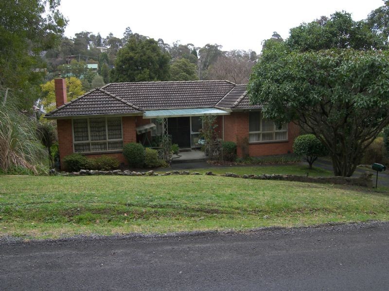 36 Janiesleigh Road, Upper Ferntree Gully VIC 3156