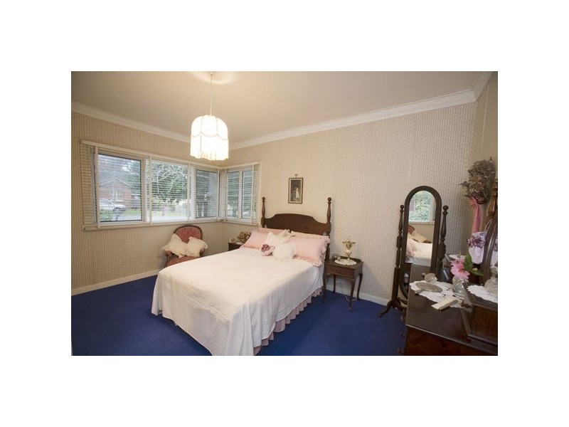 4 Rollings Road, Upper Ferntree Gully VIC 3156