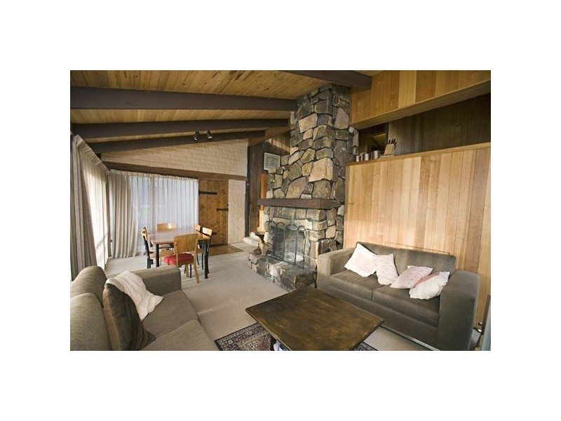 1 Vernon Street, Upper Ferntree Gully VIC 3156