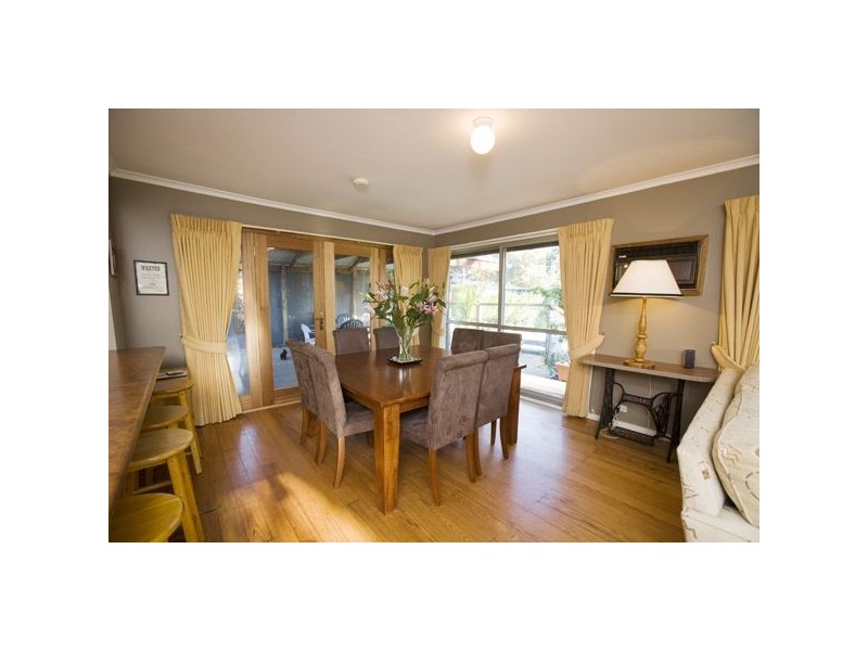 114 Forest Road, Ferntree Gully VIC 3156