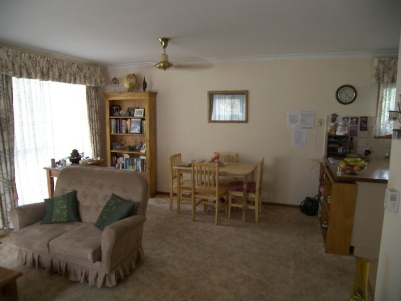 2/3 Kensley Street, Upper Ferntree Gully VIC 3156