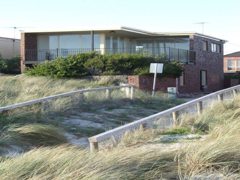 32 Camp Street, Chelsea VIC 3196