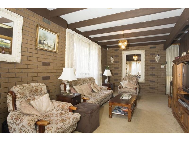 99 Thames Promenade, Chelsea VIC 3196