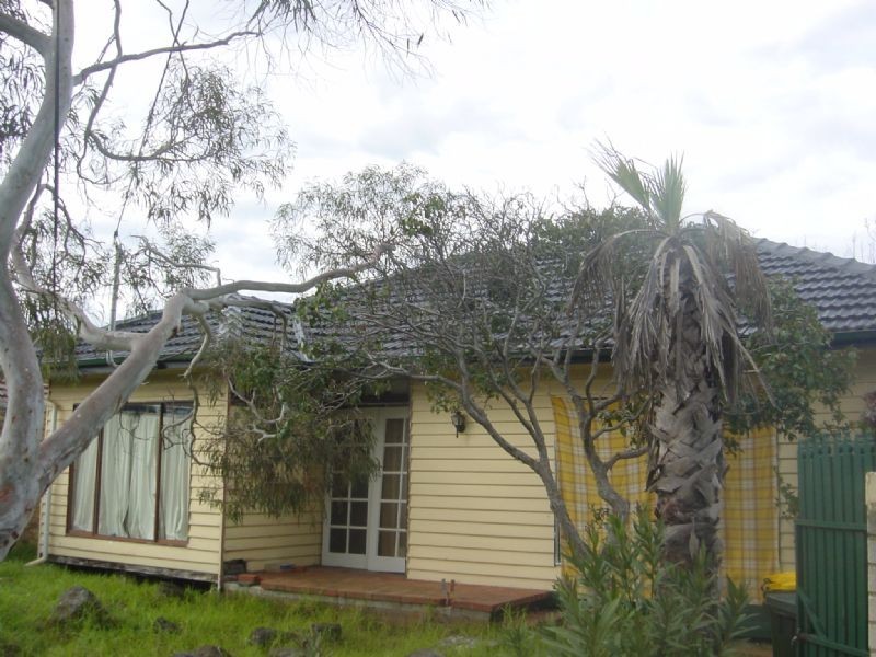 18 Cannes Avenue, Bonbeach VIC 3196