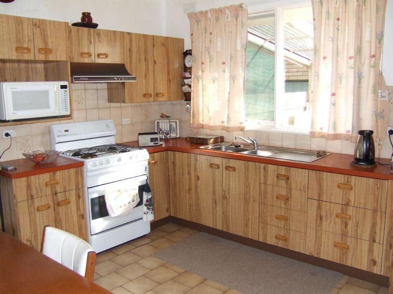 49 Embankment Grove, , Chelsea VIC 3196