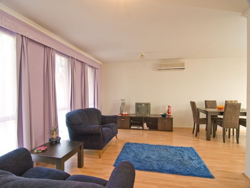 3/2 Seventh Avenue, Chelsea Heights VIC 3196