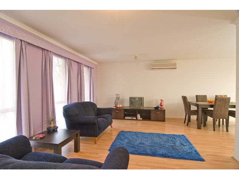 Unit 3/2 Seventh Avenue, Chelsea Heights VIC 3196