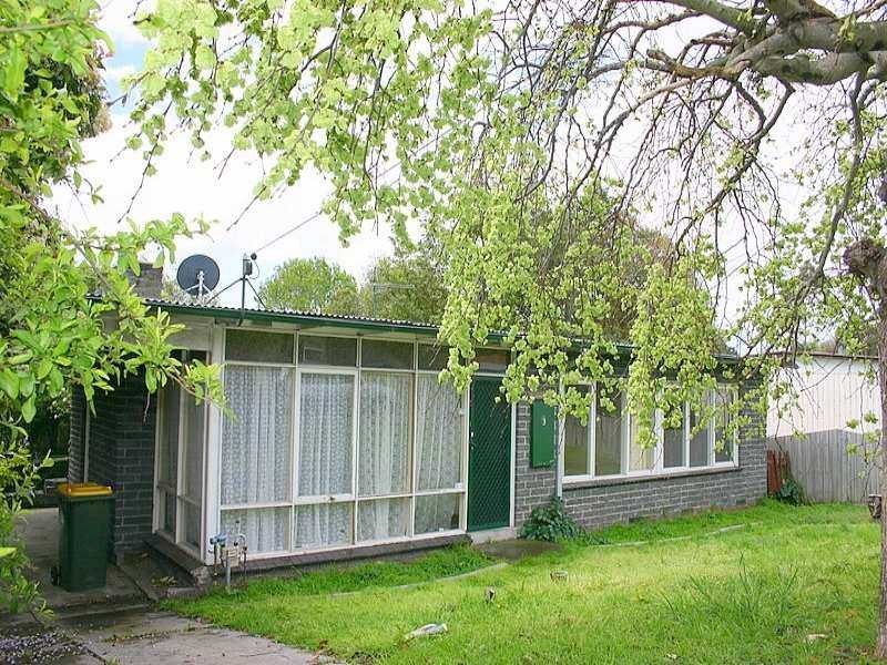 3 Woorilla Court, Frankston VIC 3199