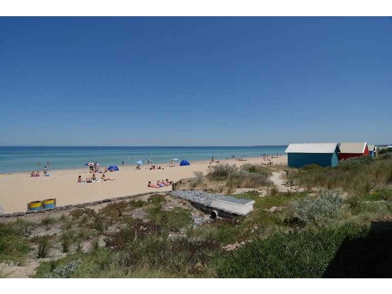 59 Langrigg, Bonbeach VIC 3196