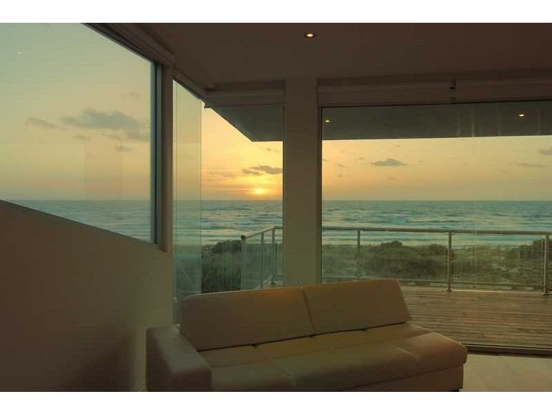 Unit 2/2 Harding Lane, Bonbeach VIC 3196