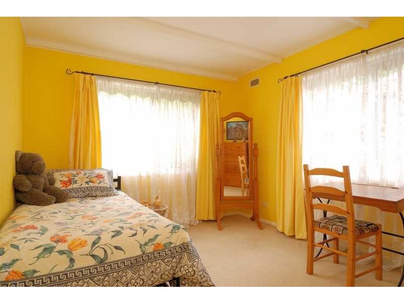 36 Royal Road, Bonbeach VIC 3196