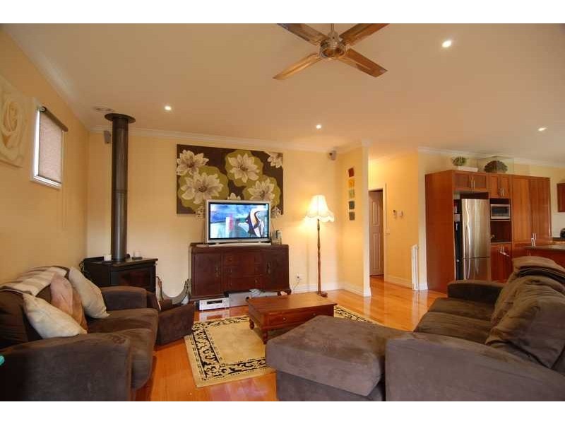 29 Troy Street, Bonbeach VIC 3196