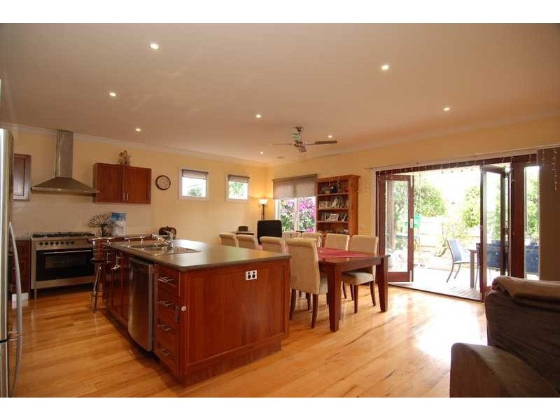 29 Troy Street, Bonbeach VIC 3196