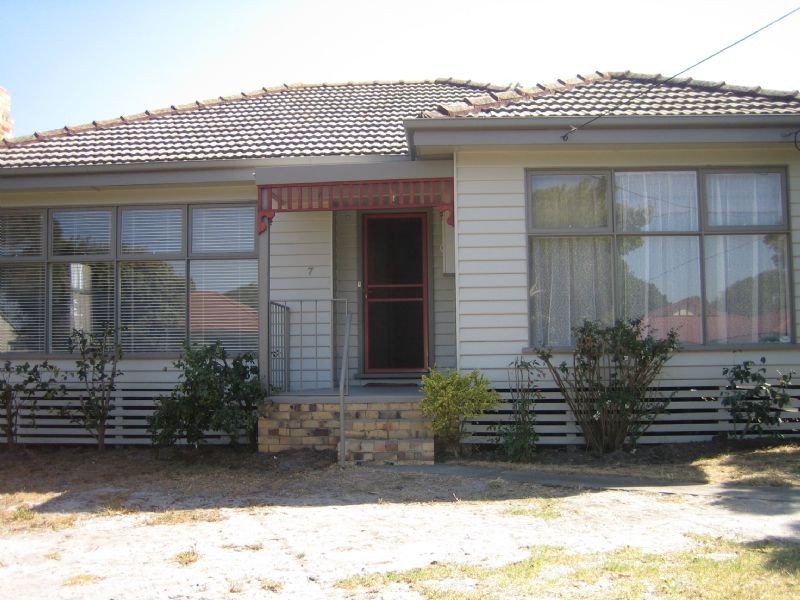 7 Troy Street, Bonbeach VIC 3196