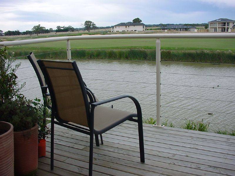 5 PARKHART CIRCLE, Sandhurst VIC 3977