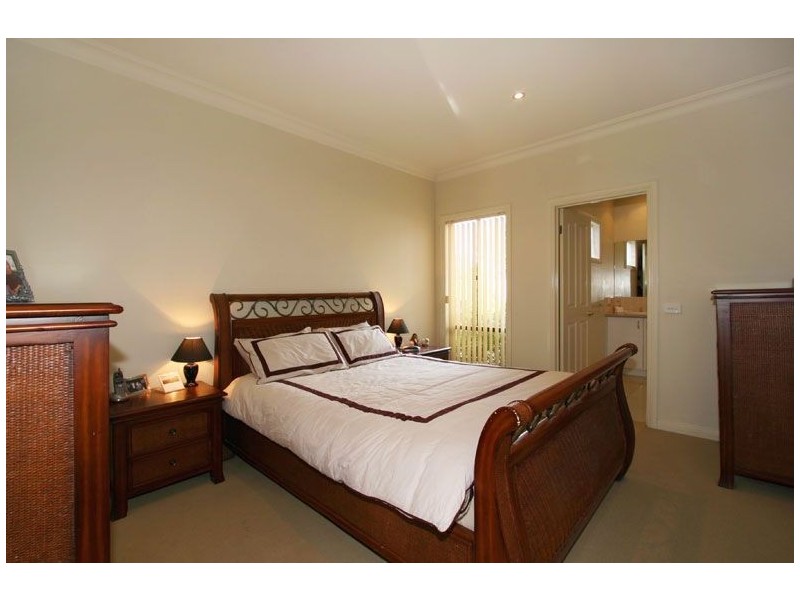 1/162 PALM BEACH DRIVE, Patterson Lakes VIC 3197