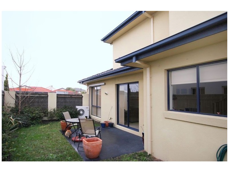 1/162 PALM BEACH DRIVE, Patterson Lakes VIC 3197