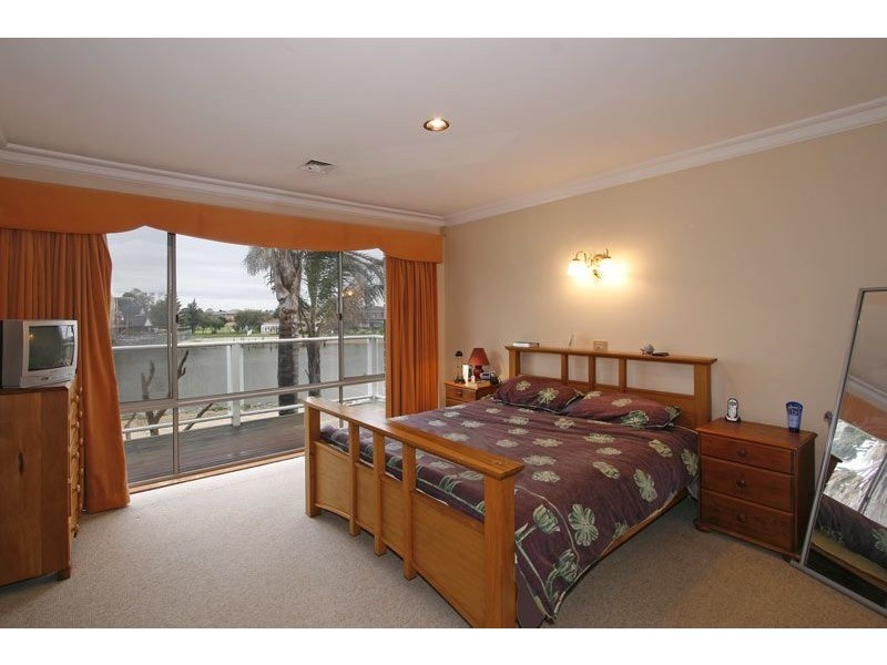 13 Beachcomber Court , Patterson Lakes VIC 3197