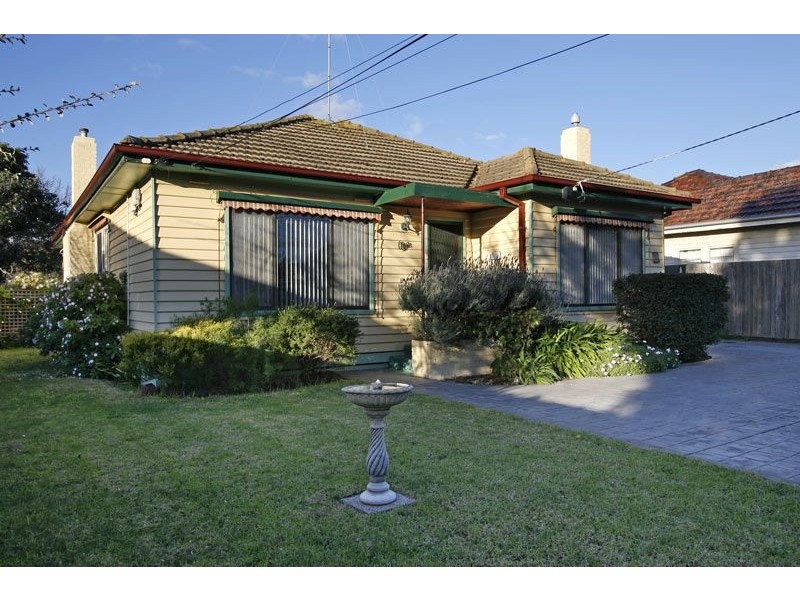 1 Graham Road, Carrum VIC 3197