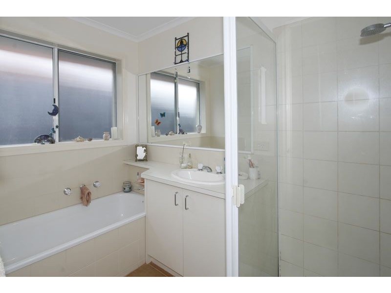 2/13 GRAHAM ROAD, Carrum VIC 3197