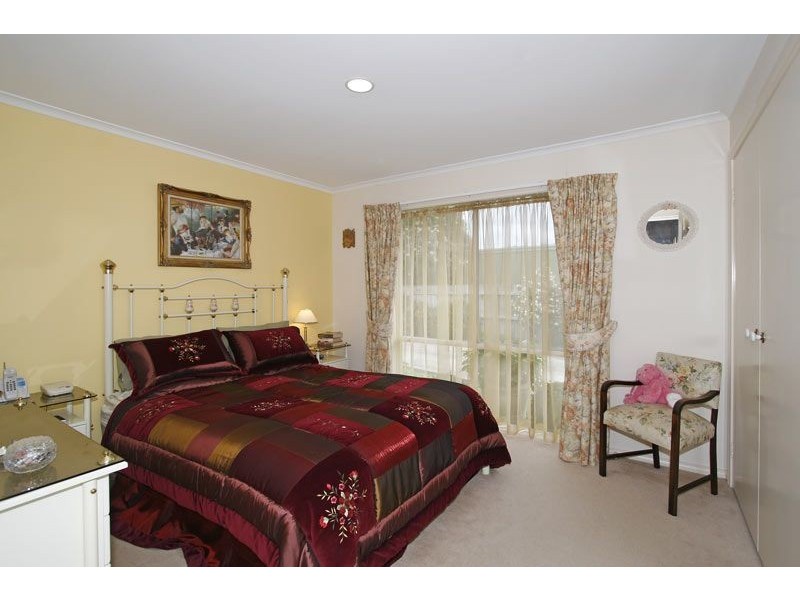 2/13 GRAHAM ROAD, Carrum VIC 3197