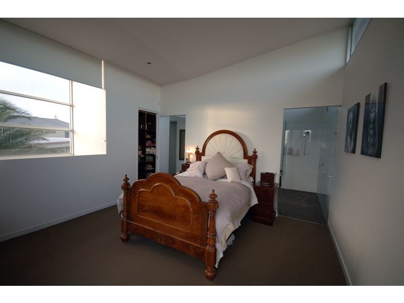 4 TI TREE AVENUE, Bonbeach VIC 3196