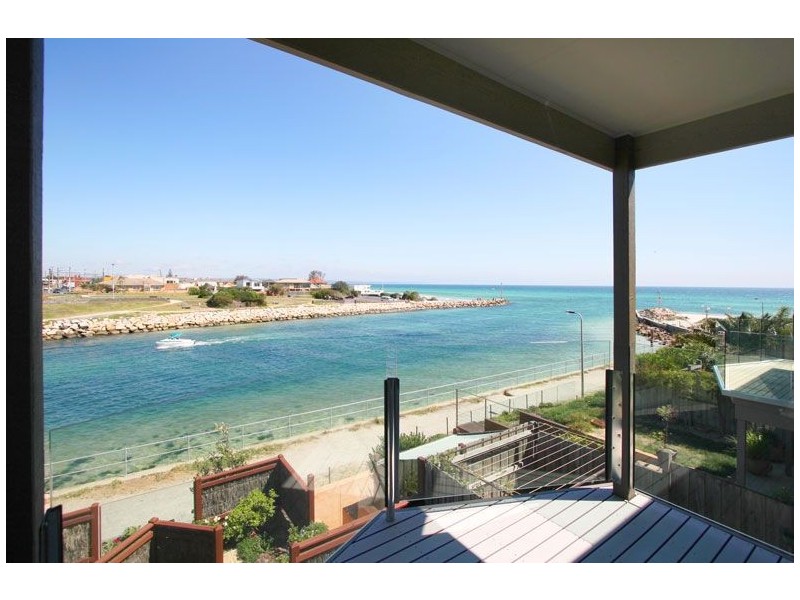 3/606 NEPEAN HIGHWAY, Bonbeach VIC 3196