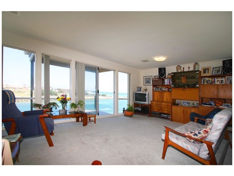 3/606 NEPEAN HIGHWAY, Bonbeach VIC 3196