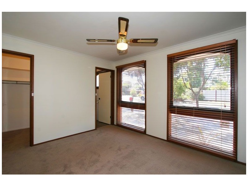 12 KURRAWA CRES, Patterson Lakes VIC 3197