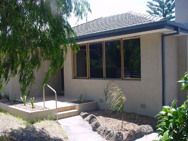 65 Railway Parade, Seaford VIC 3198