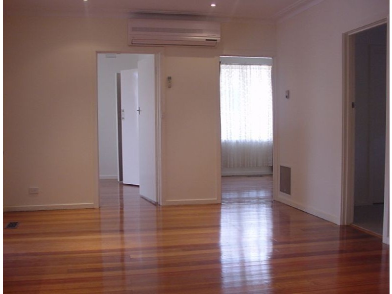 38  Larool Cres, Seaford VIC 3198