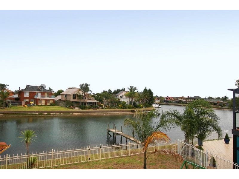 6 Grevillea Court, Patterson Lakes VIC 3197