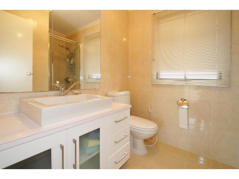 6 Grevillea Court, Patterson Lakes VIC 3197