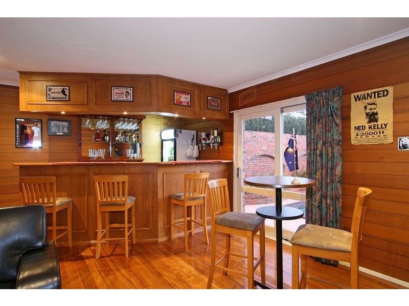 10 Fernshaw Place, Mount Eliza VIC 3930