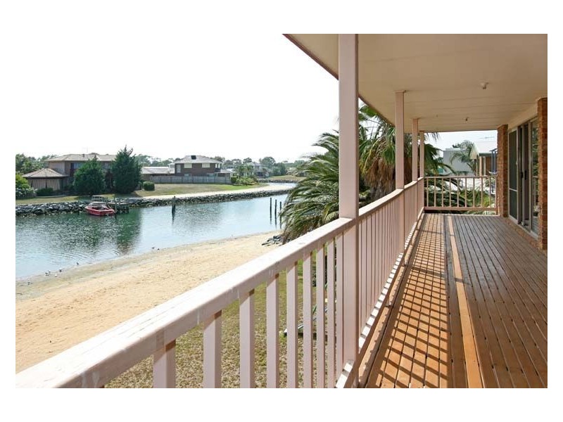 19 Long Island Point, Patterson Lakes VIC 3197