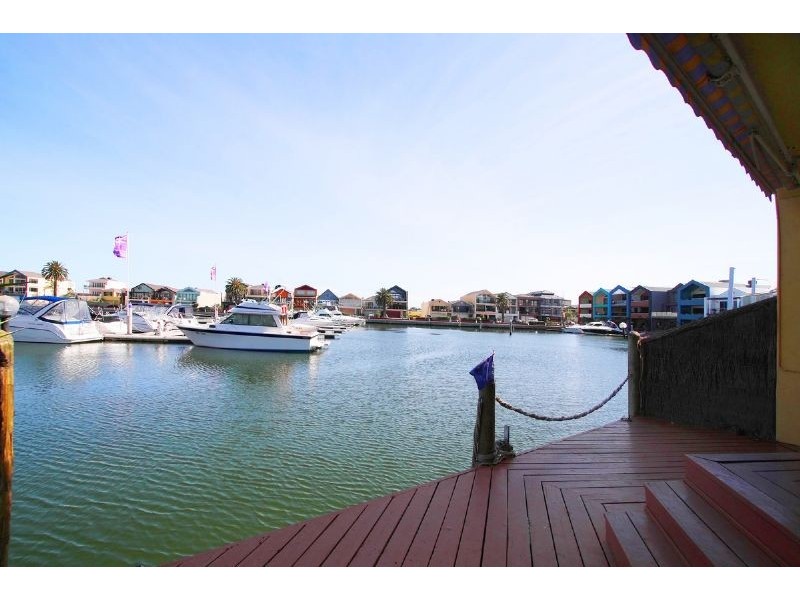 7 Inner Harbour Drive, Patterson Lakes VIC 3197