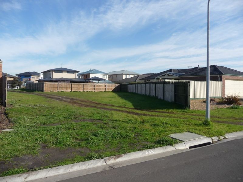 14 Trinity Court, Patterson Lakes VIC 3197