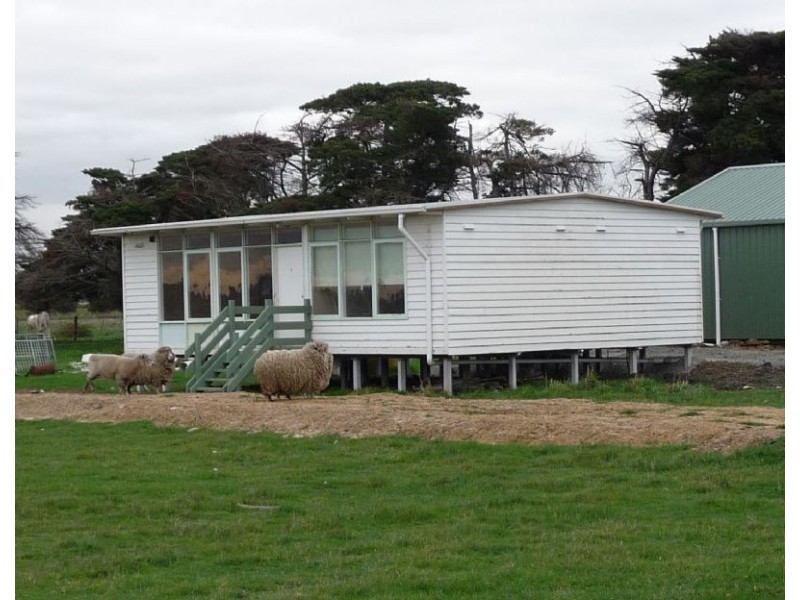 142 Fernside Drive, Bangholme VIC 3175